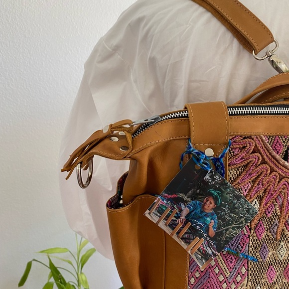 Genuine leather convertible bag from Guatemala main image 14